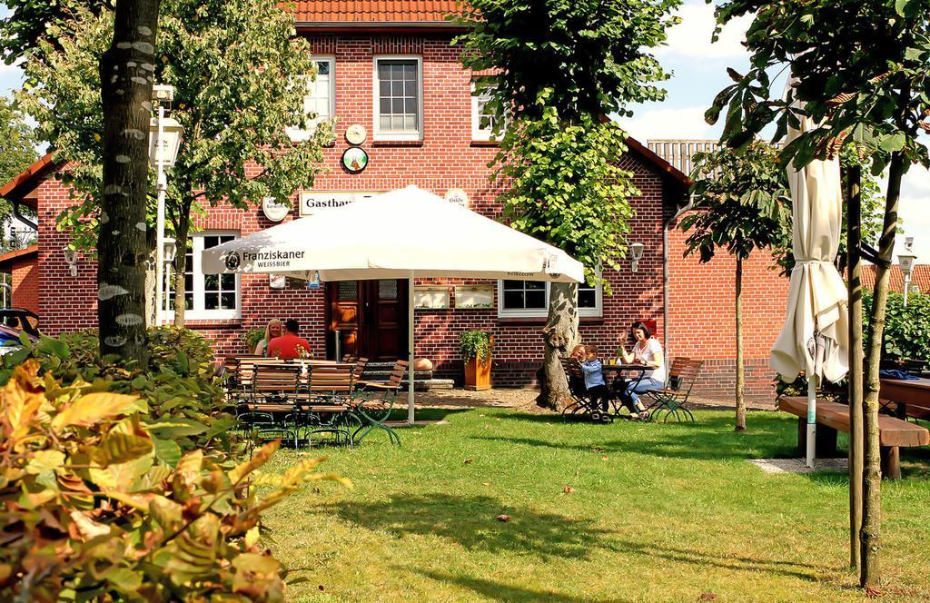 Hotel Zur Linde Kirchlinteln Exterior photo